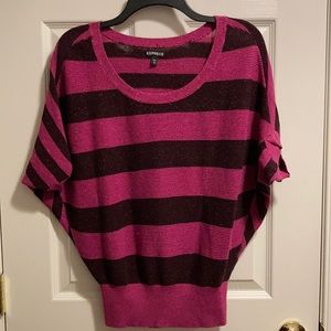 🟢🟢 Express Women’s Pink Striped Short-sleeved Top (size S)
